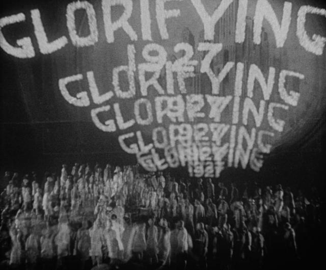 ΰŮ Glorifying.The.American.Girl.1929.1080p.BluRay.x264.DTS-FGT 8.77GB-2.png
