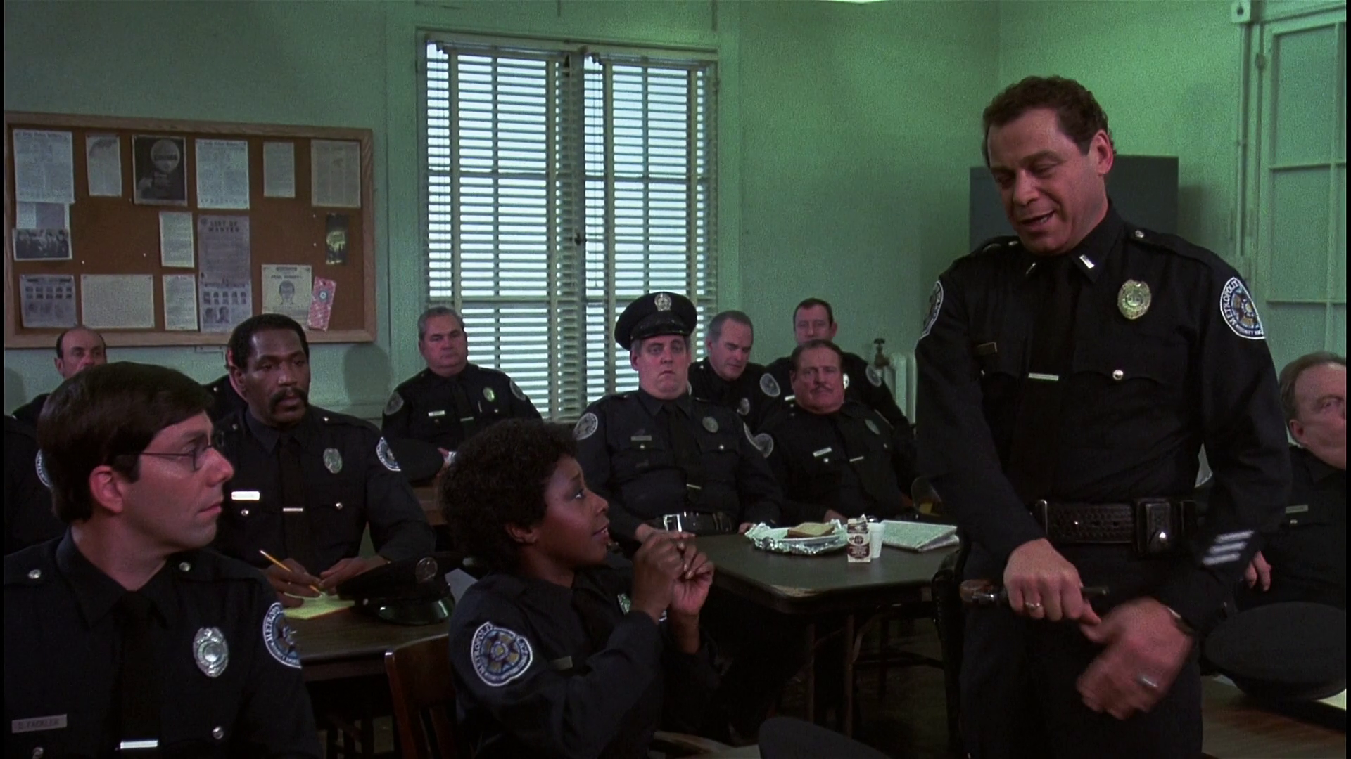 ѧУ2:¶â/ѧ Police.Academy.2.Their.First.Assignment.1985.1080p.BluRay.x264-4.png