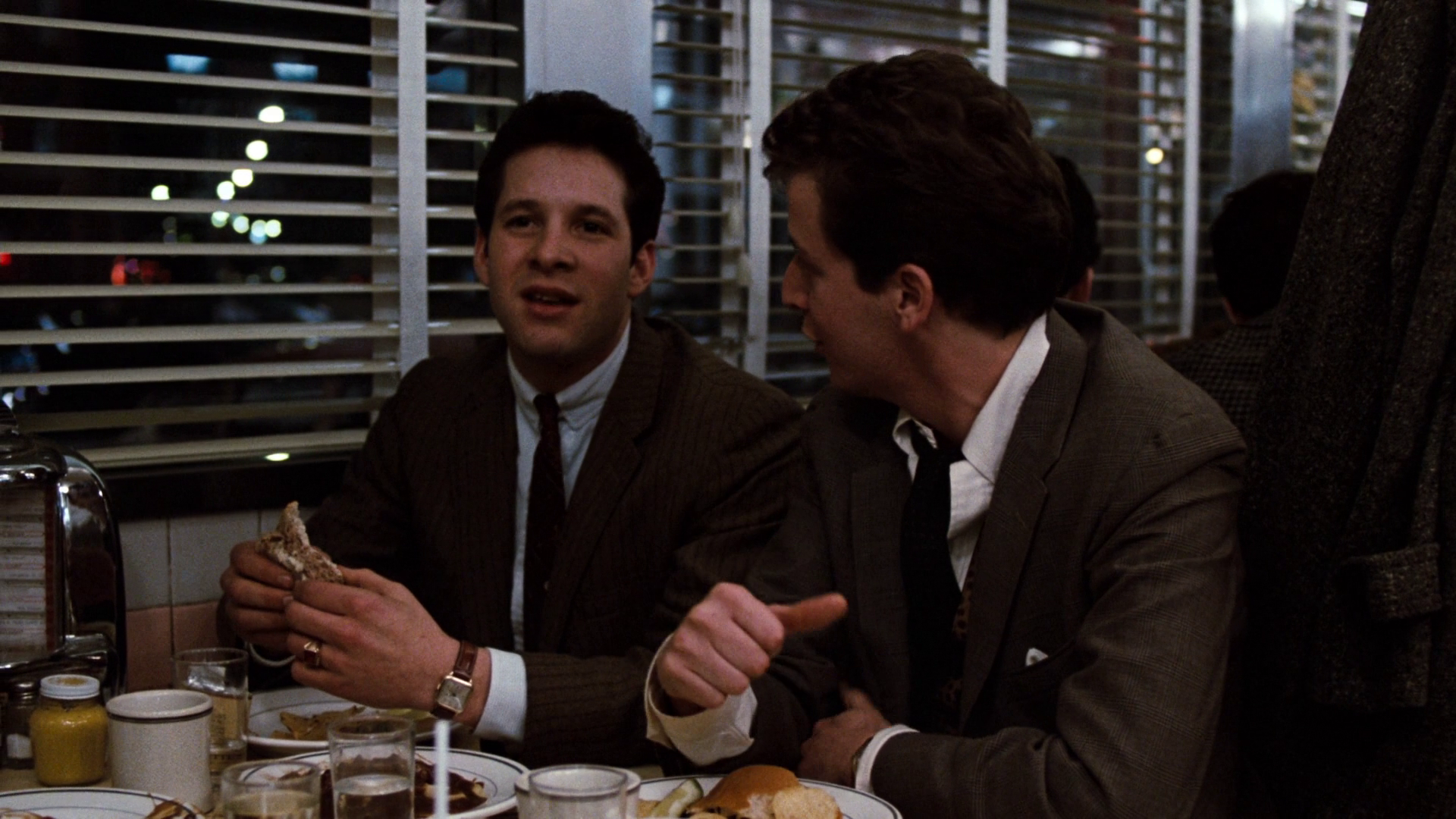 ͹ Diner.1982.1080p.BluRay.X264-AMIABLE 8.74GB-4.png