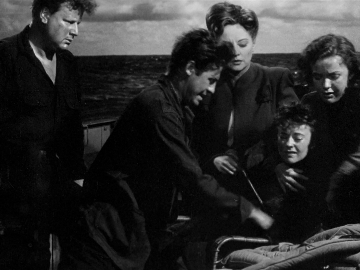 ŭ/սؾ Lifeboat.1944.1080p.BluRay.X264-AMIABLE 6.56GB-5.png