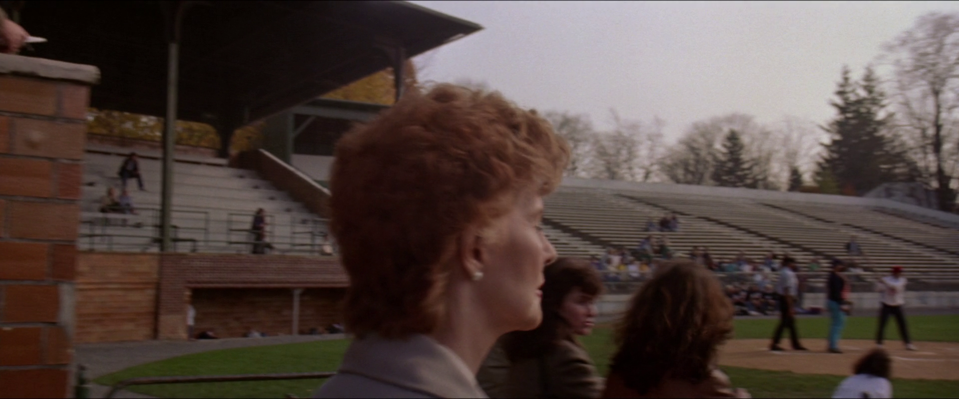 /ŮӰ A.League.of.Their.Own.1992.1080p.BluRay.X264-AMIABLE 9.84GB-2.png