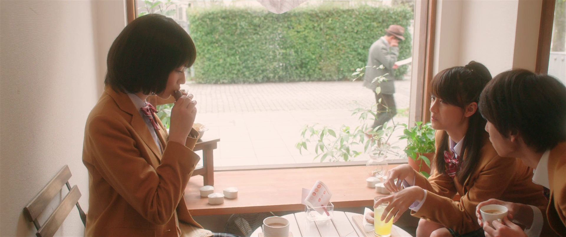  A.Short.Distance.Relationship.2014.JAPANESE.1080p.BluRay.x264.DTS-WiKi 8.7-2.png