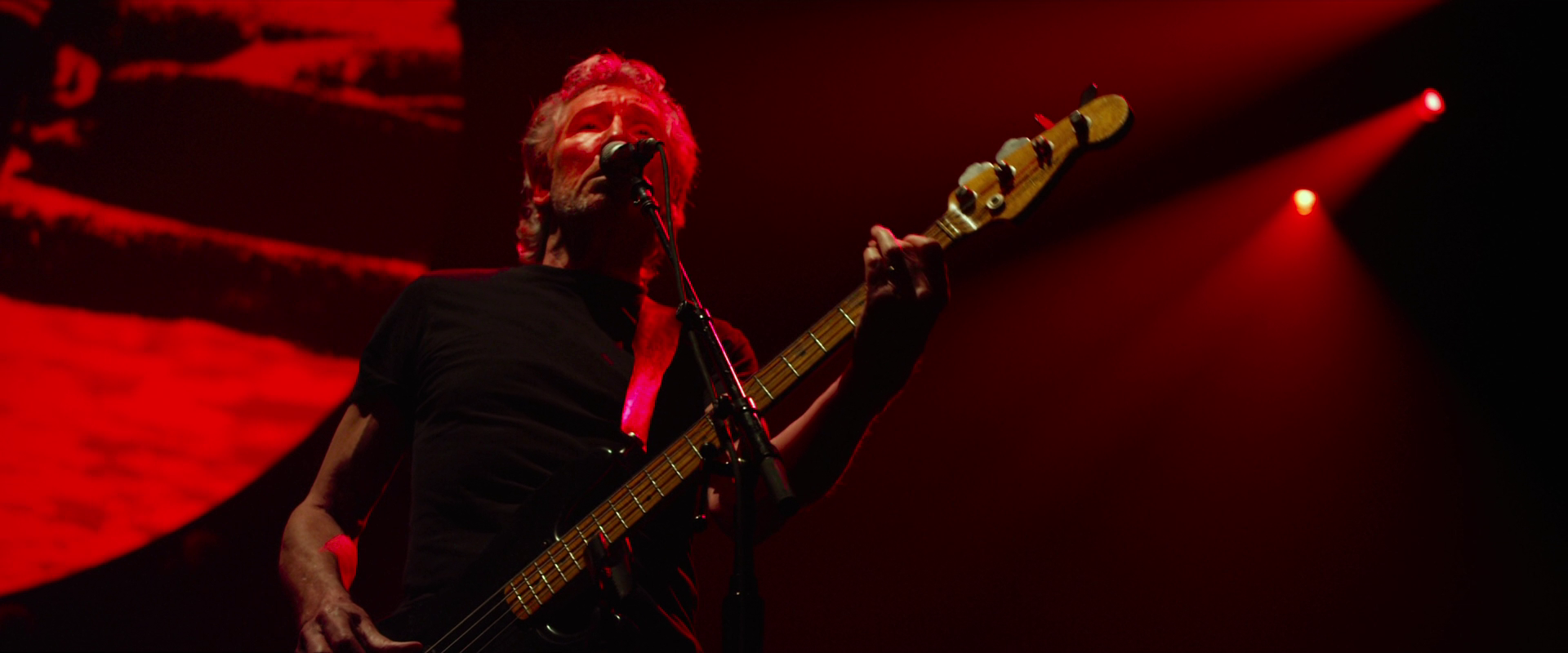 ǽ Roger.Waters.the.Wall.2014.1080p.BluRay.x264.DTS-WiKi 11.12GB-4.png