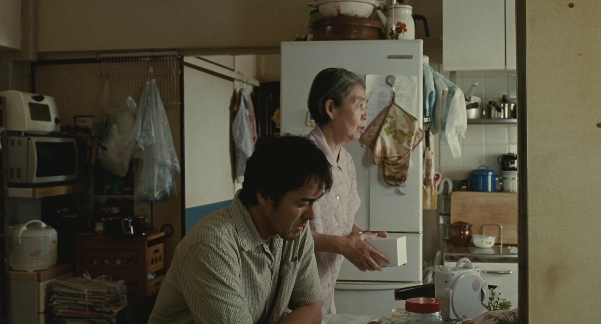Ⱥ After.the.Storm.2016.JAPANESE.1080p.BluRay.x264-WiKi 10.99GB-3.png