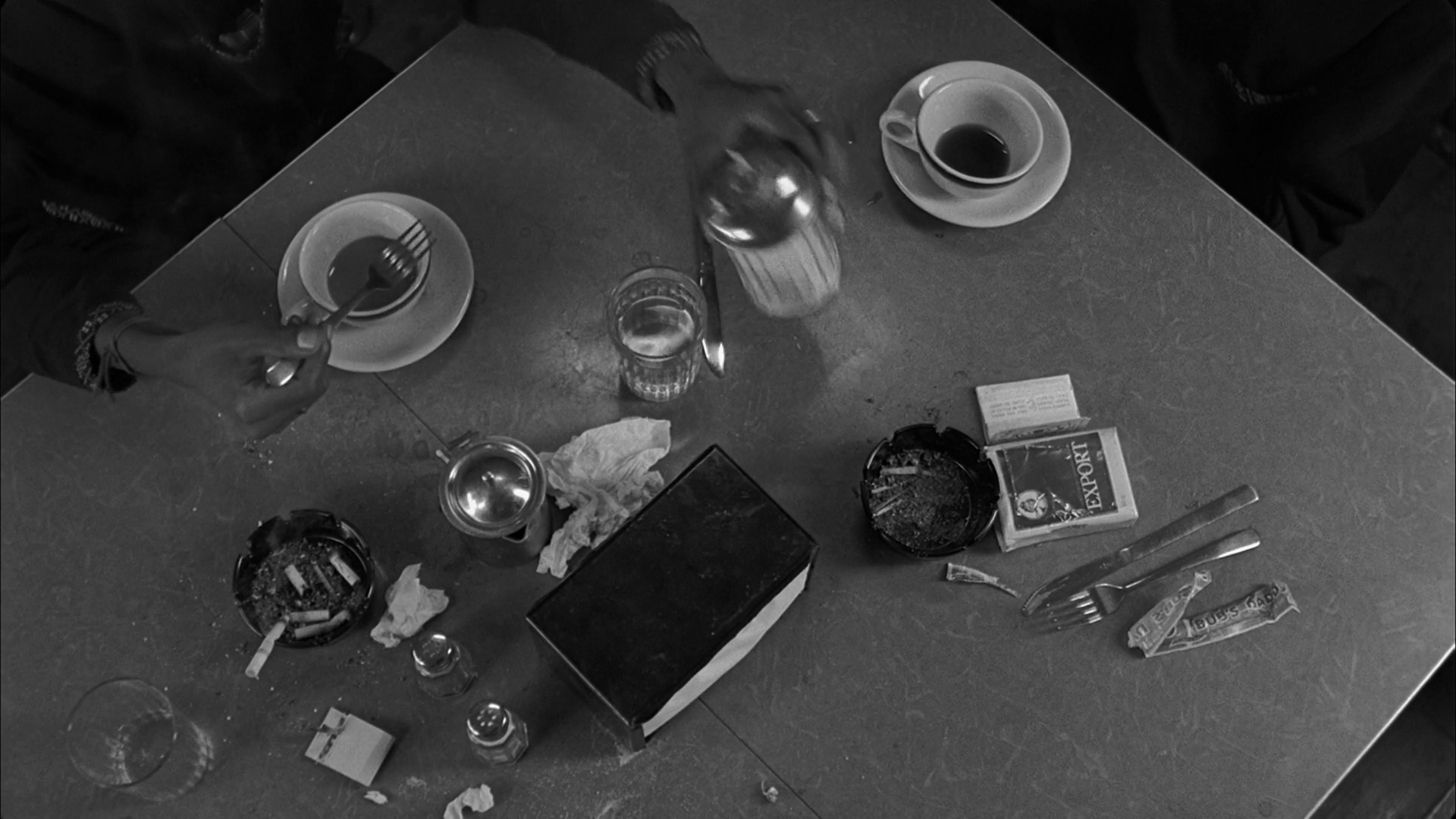 / Coffee.and.Cigarettes.2003.1080p.BluRay.X264-AMIABLE 6.55GB-3.png