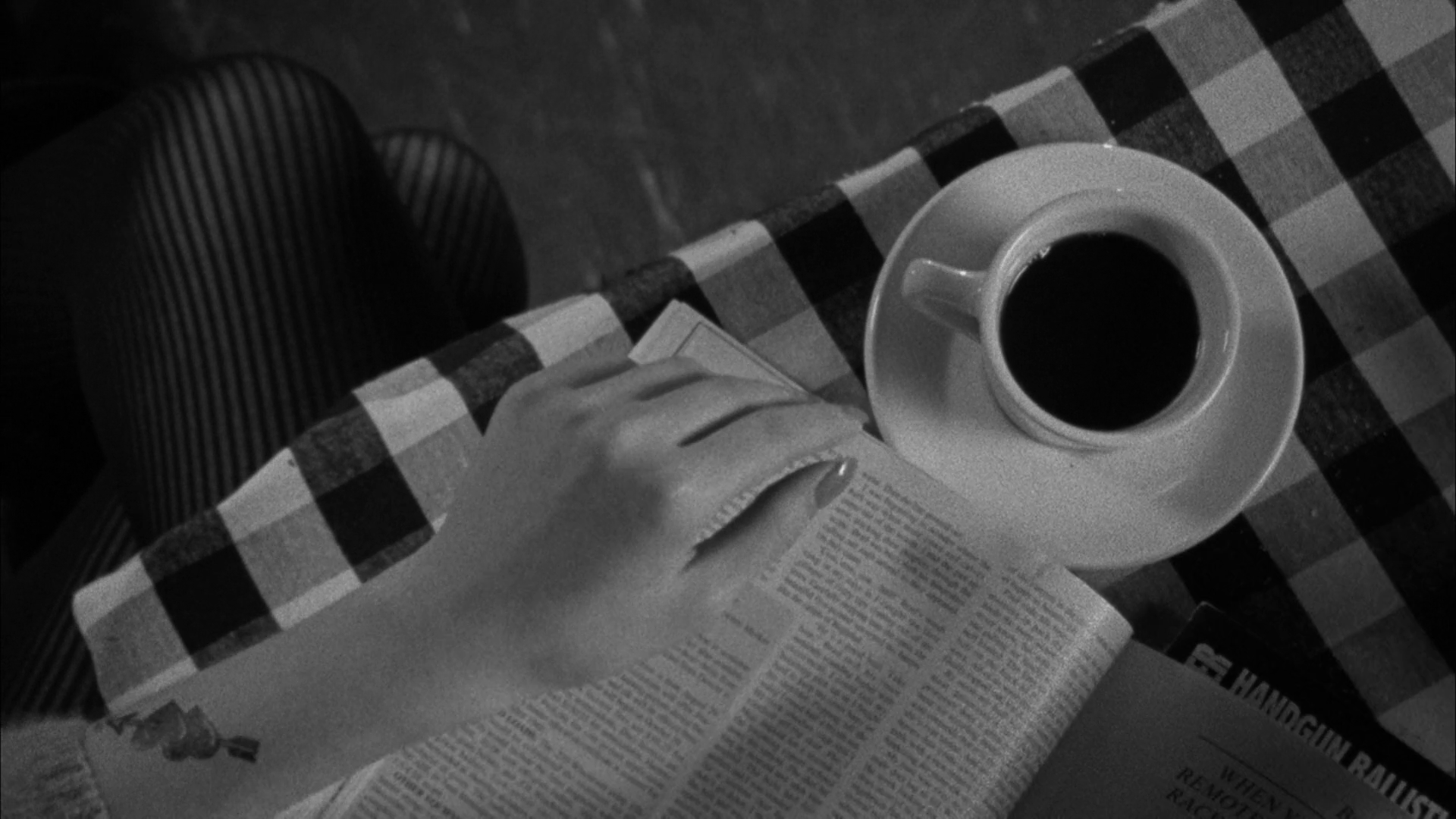 / Coffee.and.Cigarettes.2003.1080p.BluRay.X264-AMIABLE 6.55GB-5.png